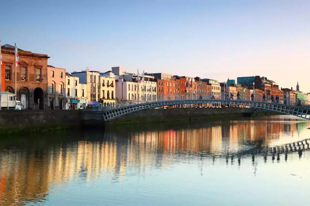 Modern 2 Bedroom Dublin Home 爱尔兰